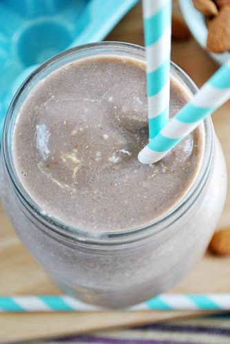 21 Oatmeal Smoothie Ideas - Your Perfect on-the-go Breakfast