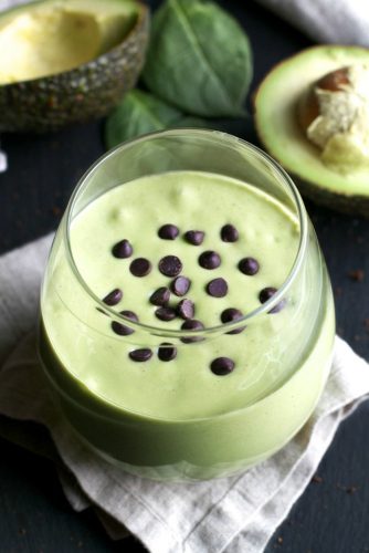 21 Oatmeal Smoothie Ideas - Your Perfect on-the-go Breakfast