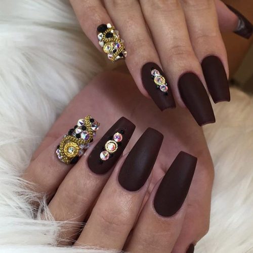 18 Best Matte Nails That You Will Love