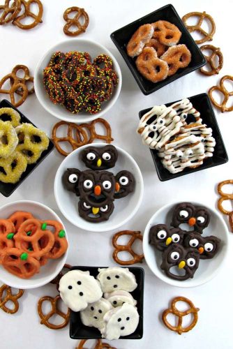 18 Sweet Halloween Treats and Spooky Dessert Ideas