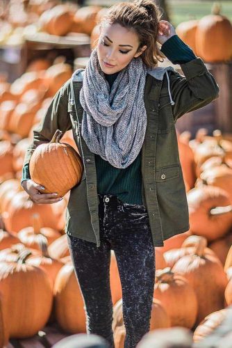 How to Wear a Scarf - Against the Face picture 2