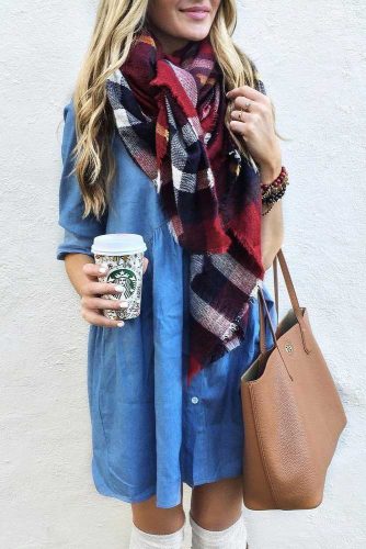How to Wear a Scarf - Around the Neck picture 2