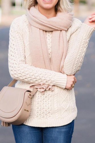 How to Wear a Scarf - Around the Neck picture 3