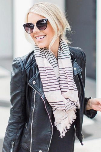 How to Wear a Scarf - Texture Contrast picture 6