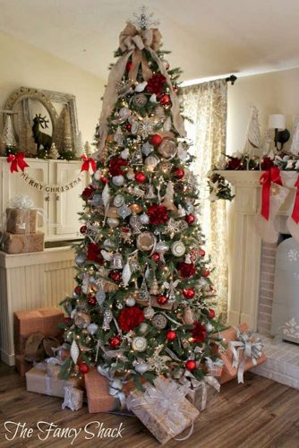 6 Awesome Christmas Tree Decorating Ideas
