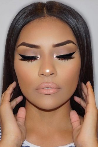 18 Best Winter Makeup Looks for the Holiday Season