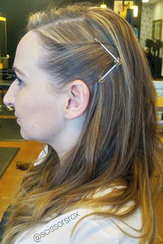15 Cute Bobby Pin Hairstyles That Are Easy to Do