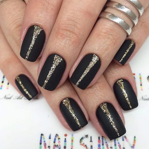 Beautiful Graduation Nails to Inspire You picture 5
