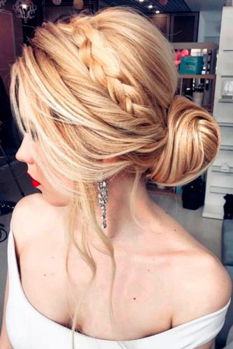 Luxury Wedding Hairstyle for Long Hair picture 3