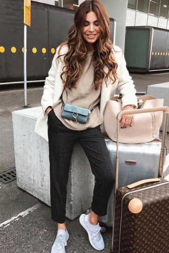 Fresh Airplane Outfit Ideas picture 4