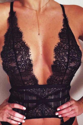 Hottest Black Lace Bralette Ideas picture 6