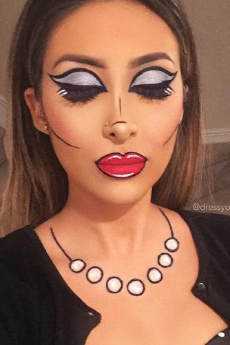 Pretty Halloween Makeup Looks picture 3
