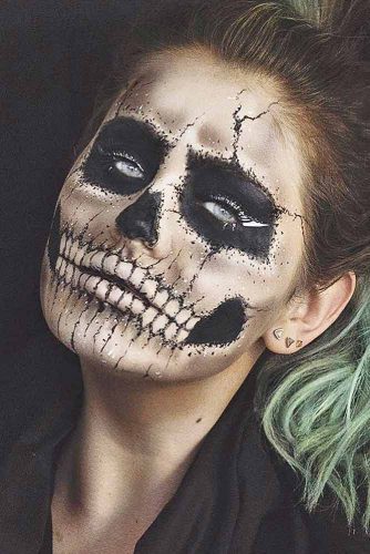 Halloween Makeup Ideas You Should Try picture 2