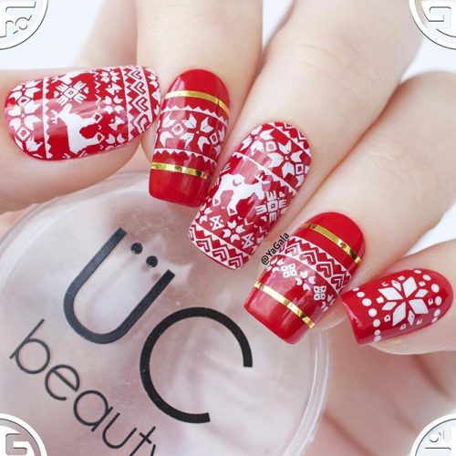 Christmas Red Nails for a Holiday Party Picture 2