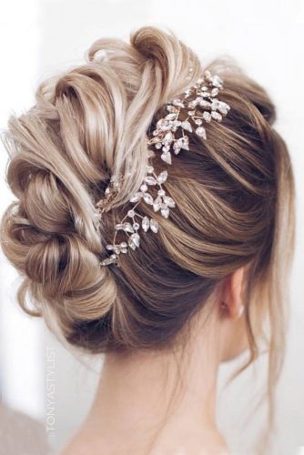 Popular Wedding Hairstyles To Inspire You picture 5