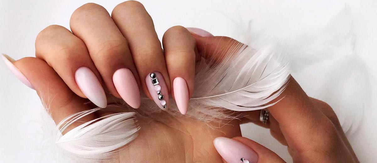 1. Almond Shaped Nails: The Ultimate Guide - wide 6