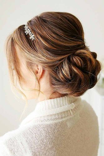 Chignon Hairstyles For Every Day Picture 6