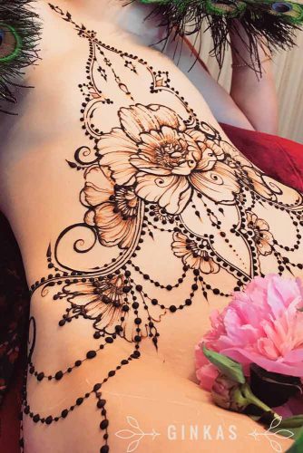 Beautiful Belly Henna Tattoos Picture 3