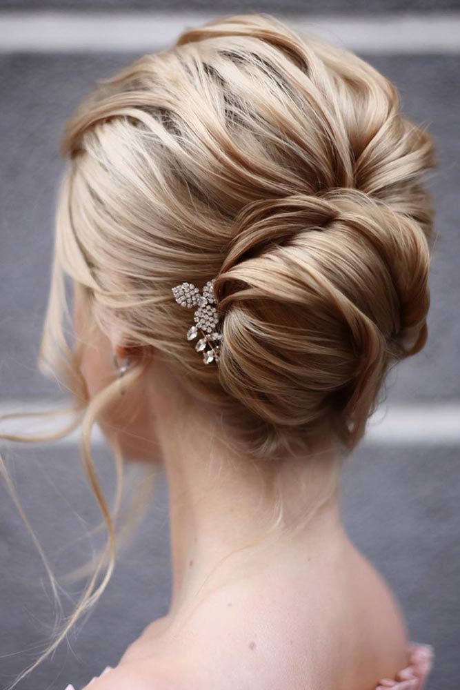 French Twist Updo #frenchtwist #updo