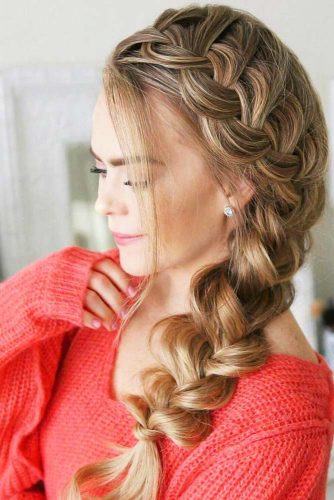 36 Amazing Graduation Hairstyles For Your Special Day