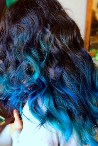 Captivating Blue Hair Color Designs picture 3