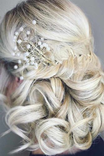 Nice Curly Hairstyles For Short Hair picture 5
