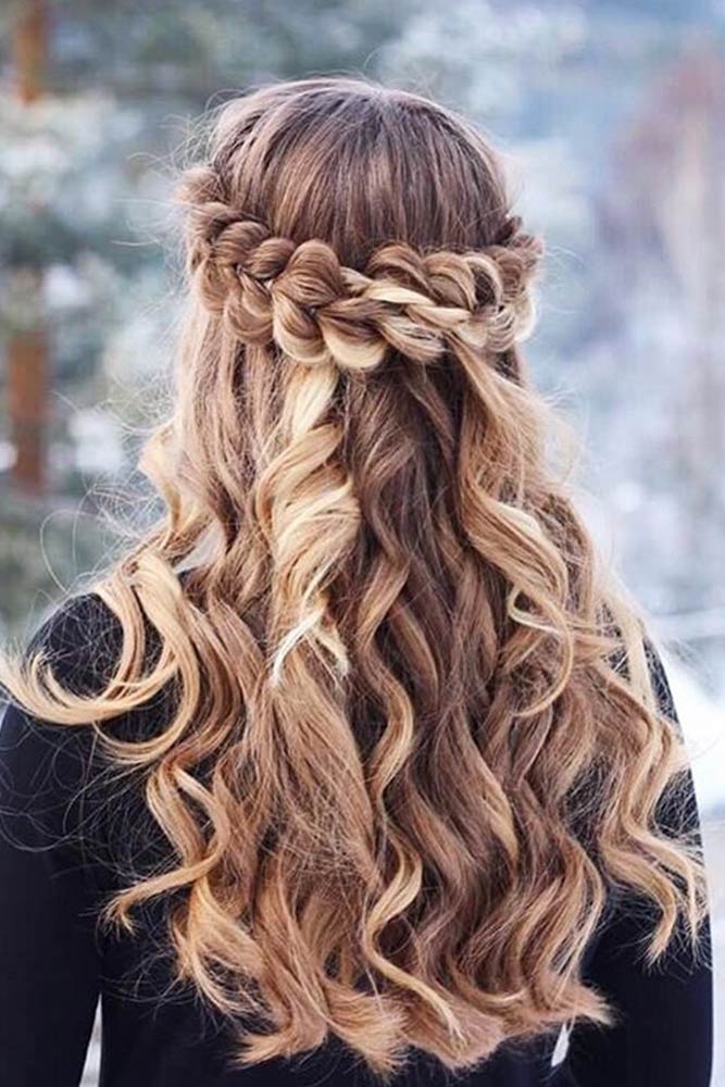 Romantic Half Up Half Down Hairstyles picture 2
