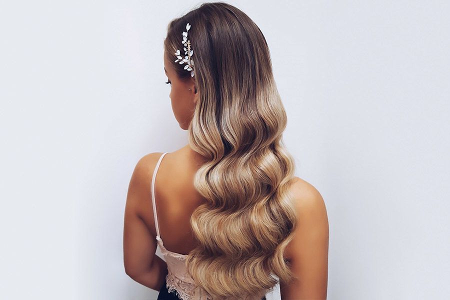 Amazing Graduation Hairstyles For Your Special Day