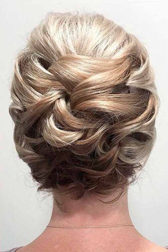 Knotted Updo Hairstyles #knottedupdo #sipmlehairstyles