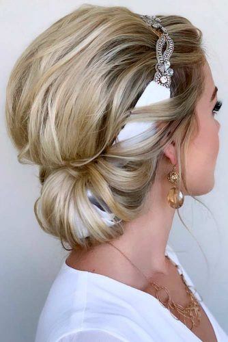 Updos For Short Hair That Will Impress With Their Elegance And