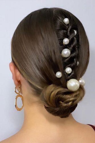 Updos For Short Hair That Will Impress With Their Elegance And