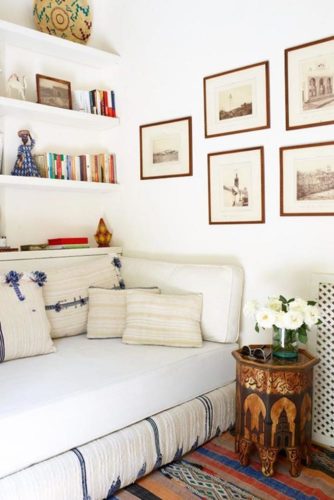 36 Cool Gallery Wall Decorating Ideas