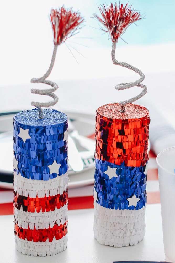 Indoor 4th Of July Decoration Ideas #firecrackers #glitter