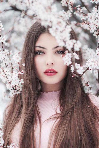 Portrait Photo Idea With Flowers #flowers #portrait