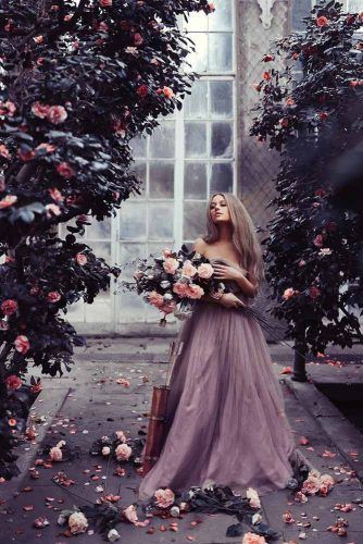 Vintage Photo Idea With Flowers #flowers #vintage 