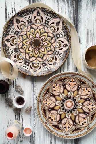 21 Decorative Plates - Ideas for Your DIY Projects