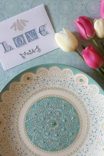 21 Decorative Plates - Ideas for Your DIY Projects