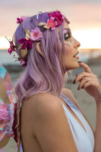 21 Romantic Hairstyles with Flower Crown