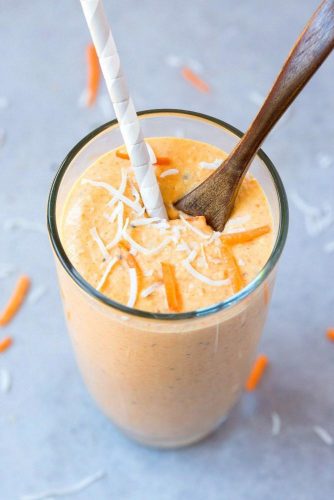 Carrot Cake Oatmeal Smoothie #carrot #vanilla