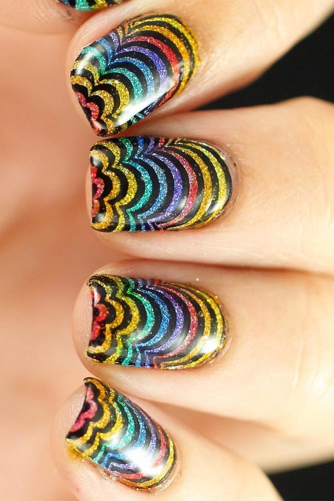 18 Amazing Rainbow Nails to Make You Smile