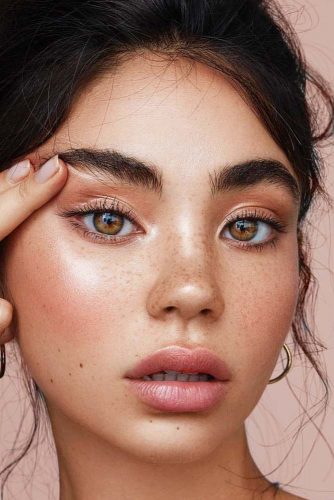 52 Best Natural Makeup Ideas For Any Season