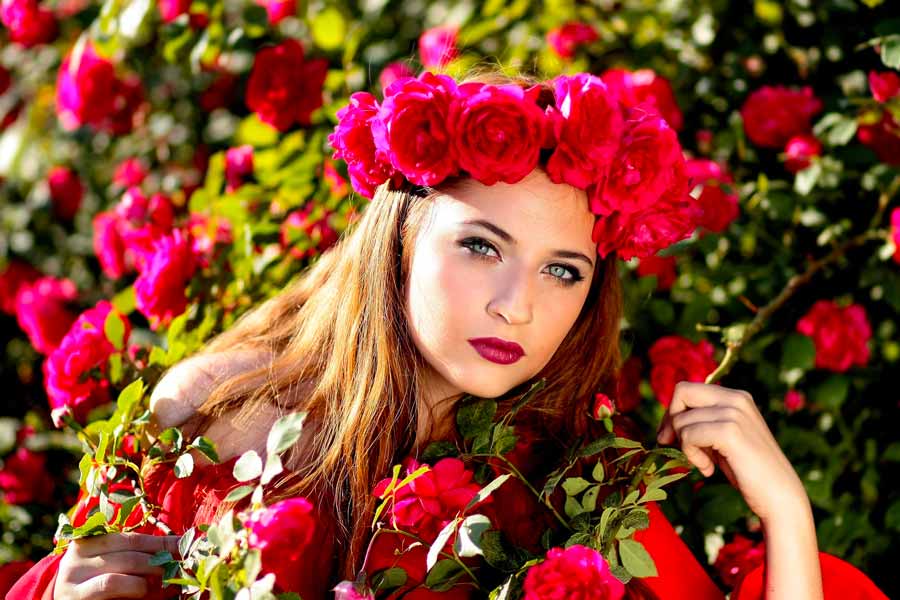 Portraits Of Most Beautiful Women With Flowers