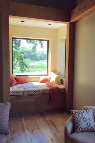 27 Inspirational Ideas for Cozy Window Seat