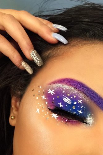 21 Galaxy Makeup Looks - Creative Makeup Ideas for Extraordinary Girls