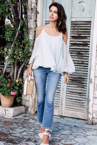 27 Off The Shoulder Tops That Show A Sexy Bit Of Skin