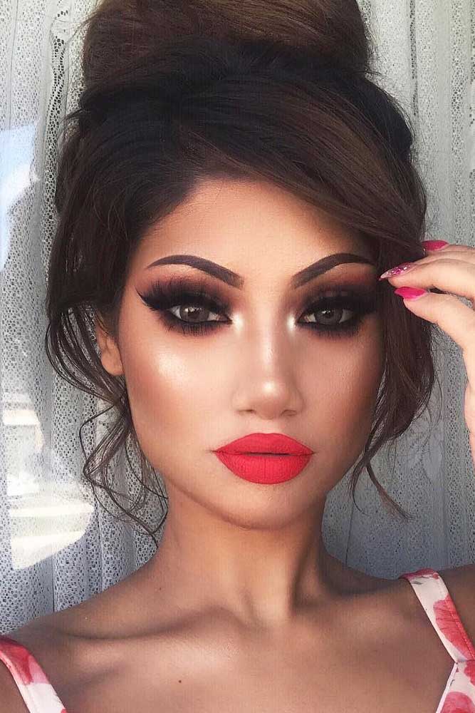 Cute Smokey Eye Makeup Ideas picture 1