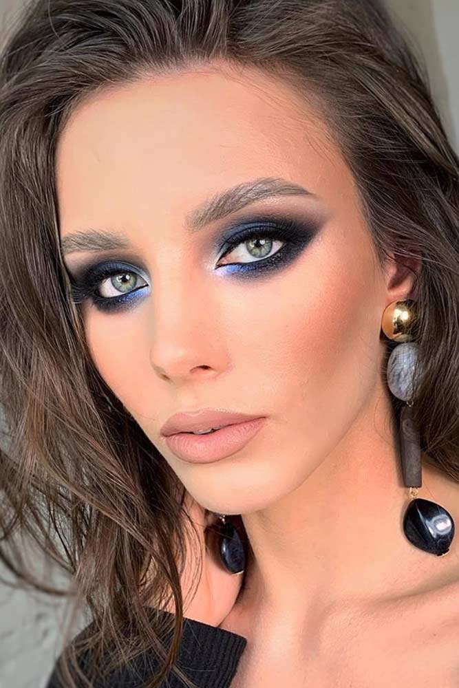 Deep Blue Smokey Eyes Makeup #deepbluesmokey