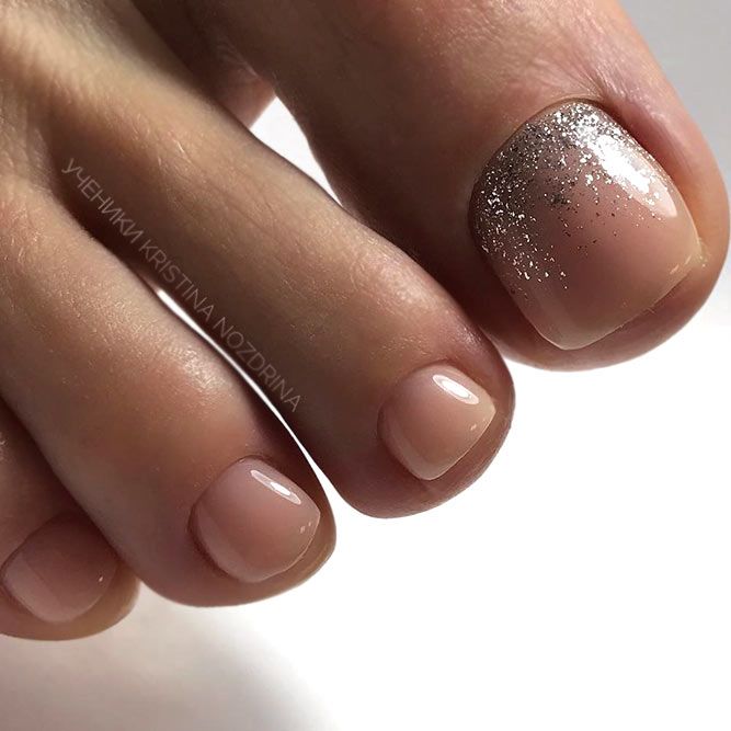 Nude Nails With Glitter #glitternaisl #ombrenails