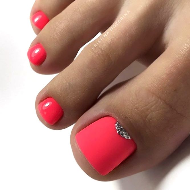Matte Pink Nails with Glitter Accent #glittarnails #mattenails