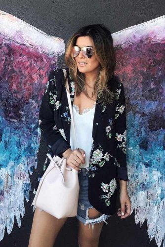 21 Bucket Bag Outfit Ideas That Every Fashionista Must Try